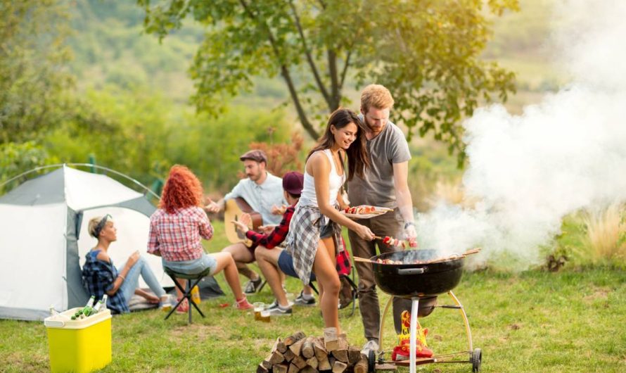 Barbecue : quatre conseils pour les adeptes du camping