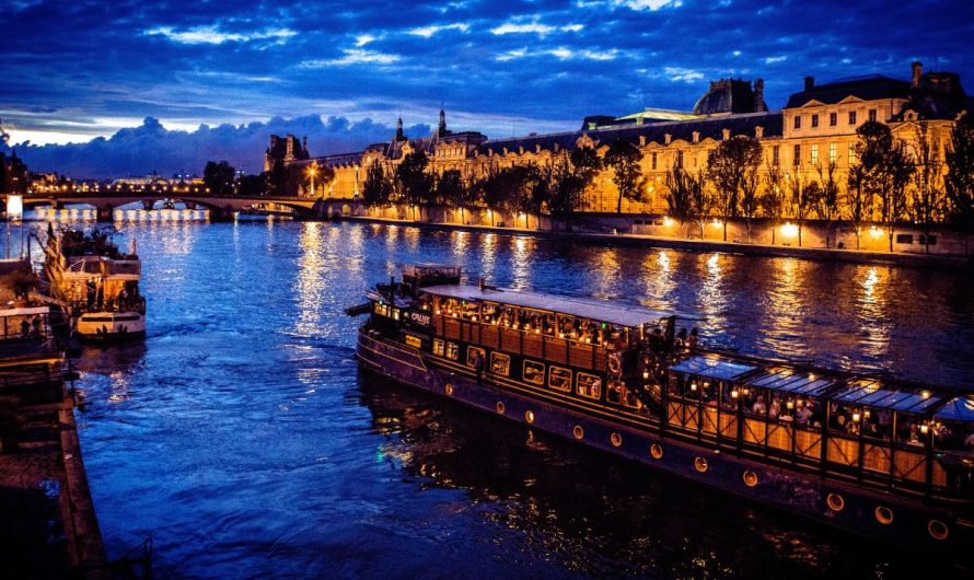 Dîner romantique sur la Seine : croisière gastronomique inoubliable au cœur de Paris